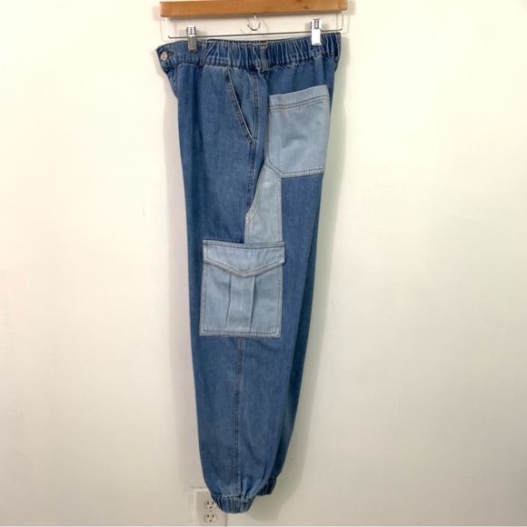 Forever 21 Size 28 Denim Cargo Joggers - Picture 5 of 11
